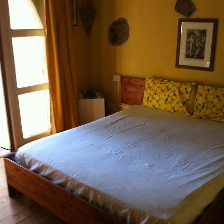 Pra De Mande Guest House Viano Ngoại thất bức ảnh