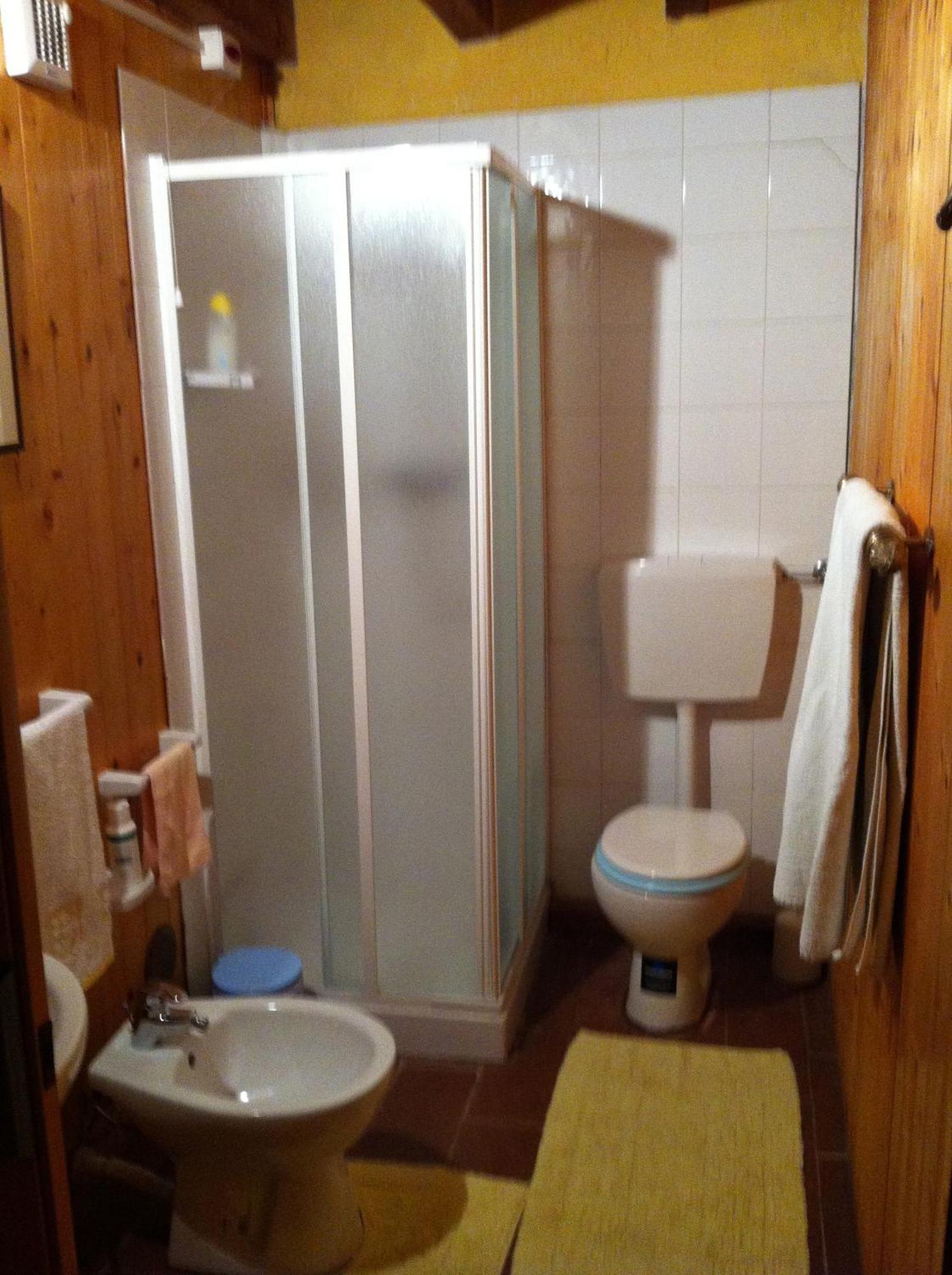 Pra De Mande Guest House Viano Ngoại thất bức ảnh
