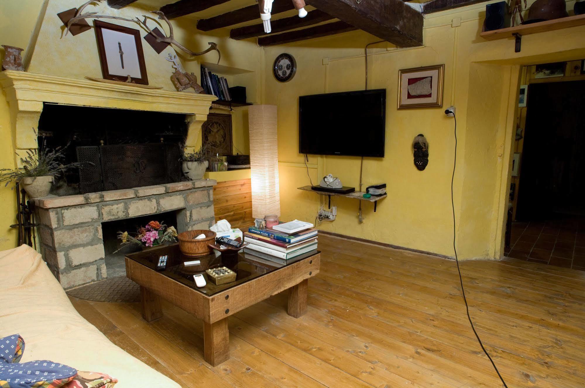 Pra De Mande Guest House Viano Ngoại thất bức ảnh